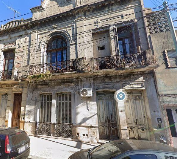 Casa · 199m² · 7 Dormitorios
