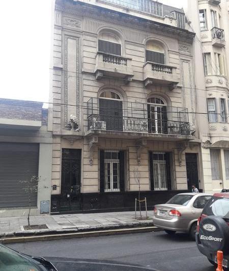 Casa · 350m² · 6 Ambientes