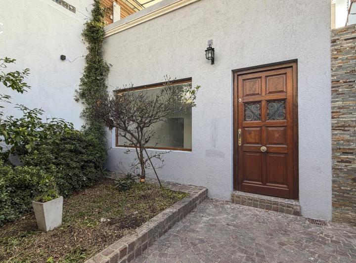 Casa · 157m² · 4 Ambientes · 1 Cochera