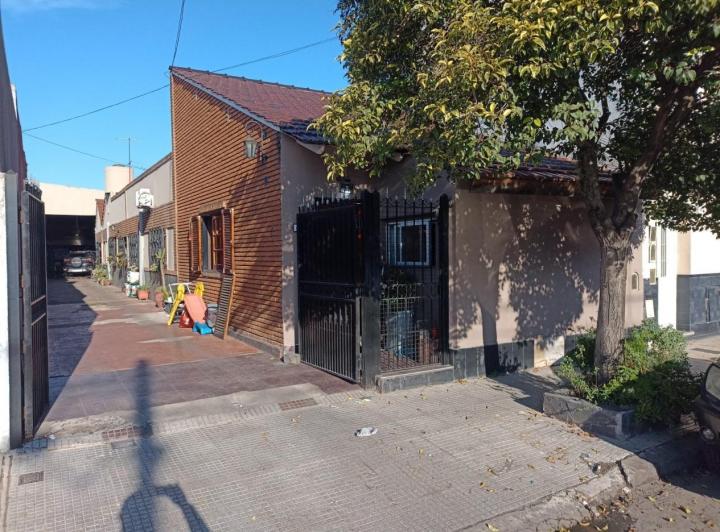 Casa · 370m² · 5 Ambientes