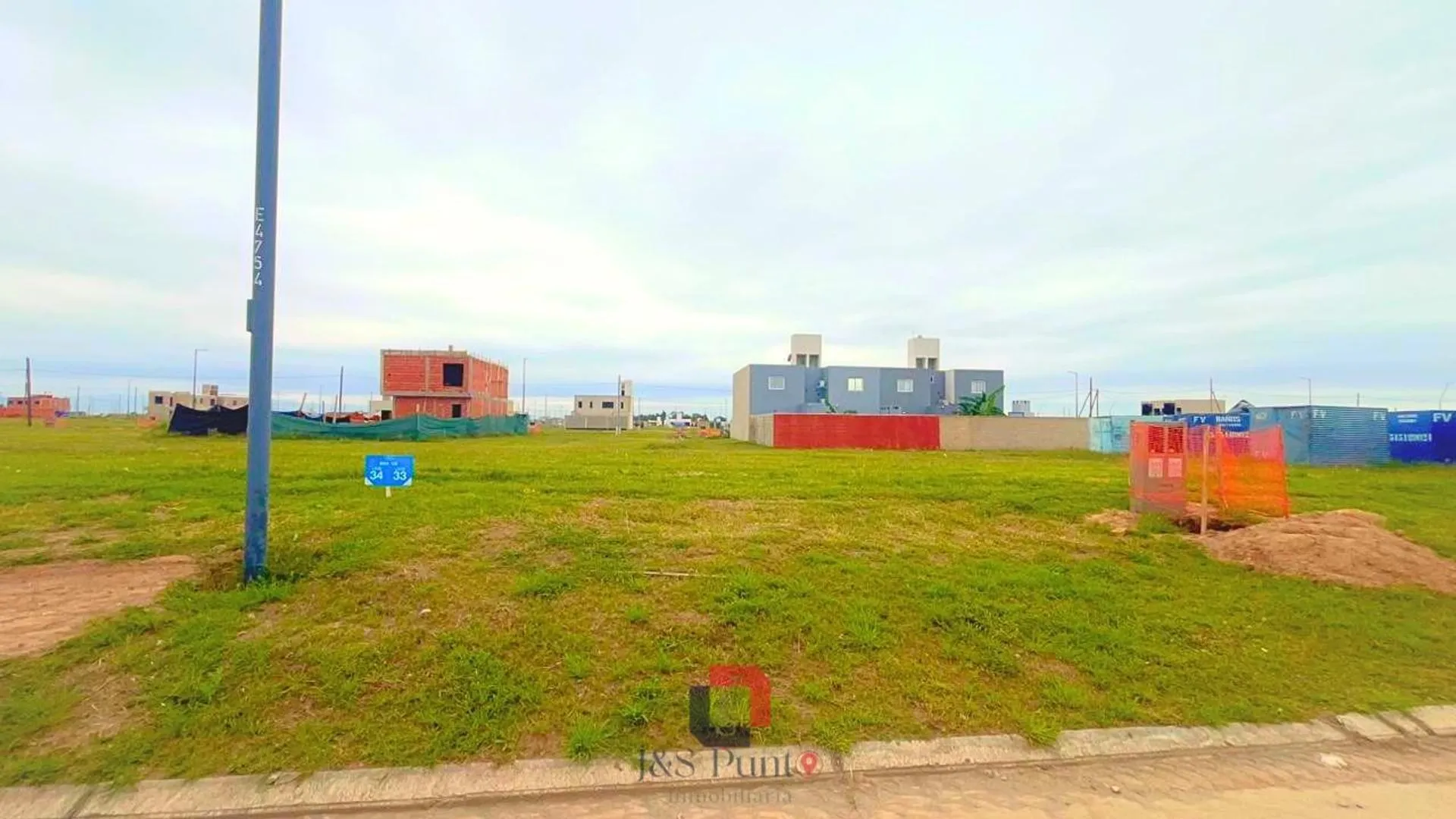 Vendo Lote en Cuestas de Manantiales