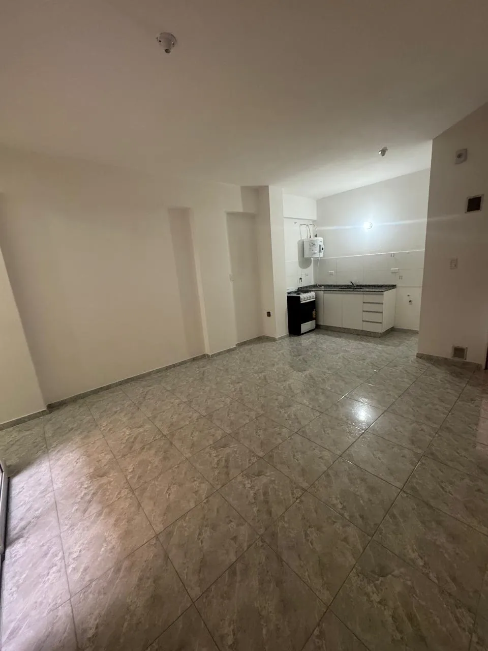 ALQUILO DEPTO 2 DORM. 2 PATIOS $700.000 B° ALTO ALBERDI