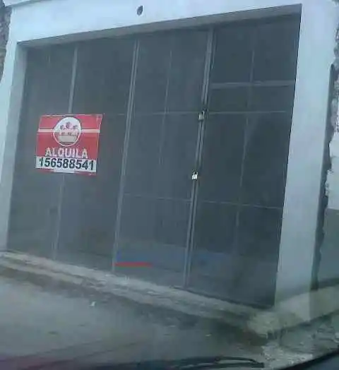Local Zna Ruta 20 Aviador Pettirosi 2342 esq lagunilla