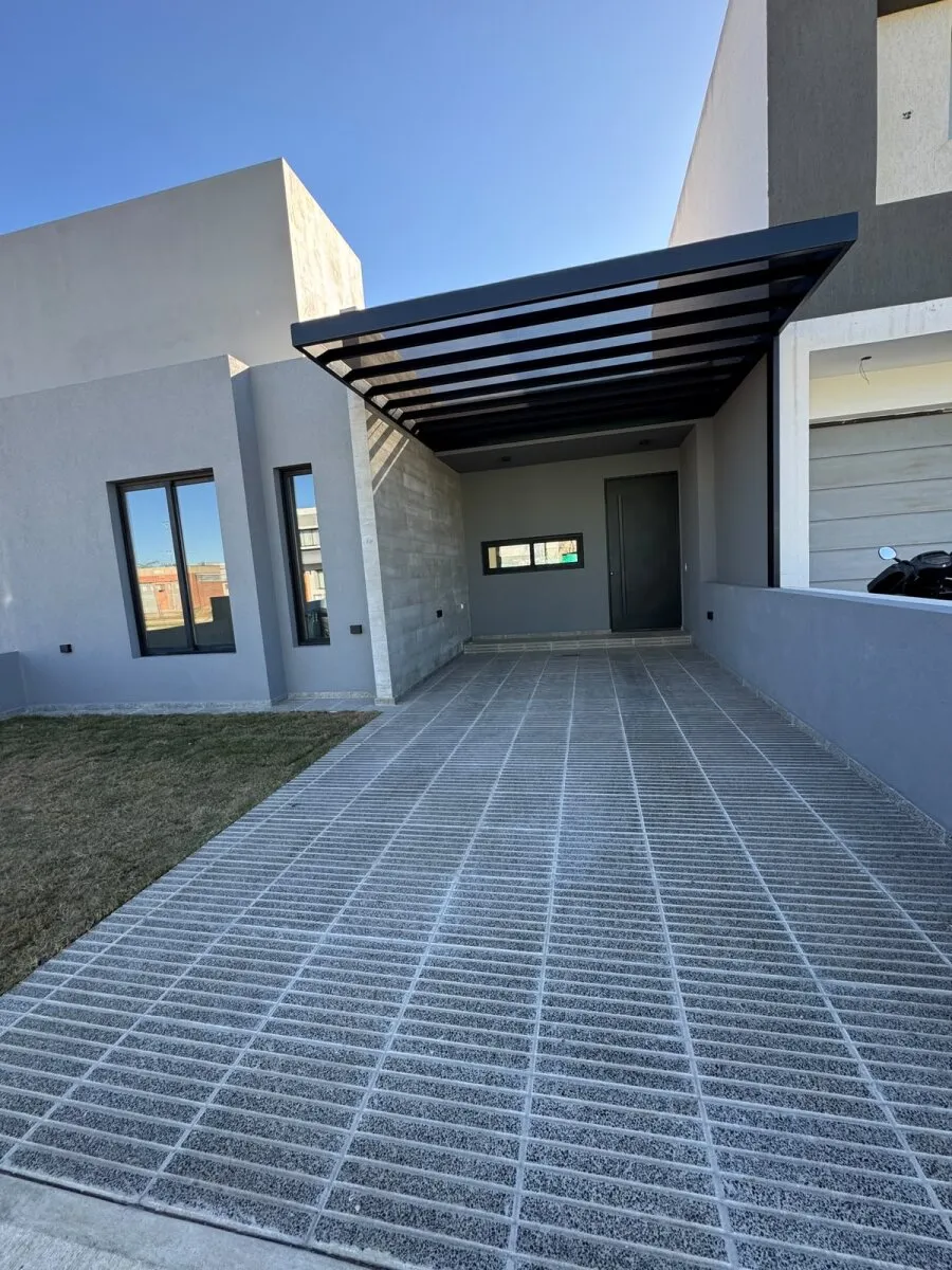 Oportunidad Duplex San Ignacio Village