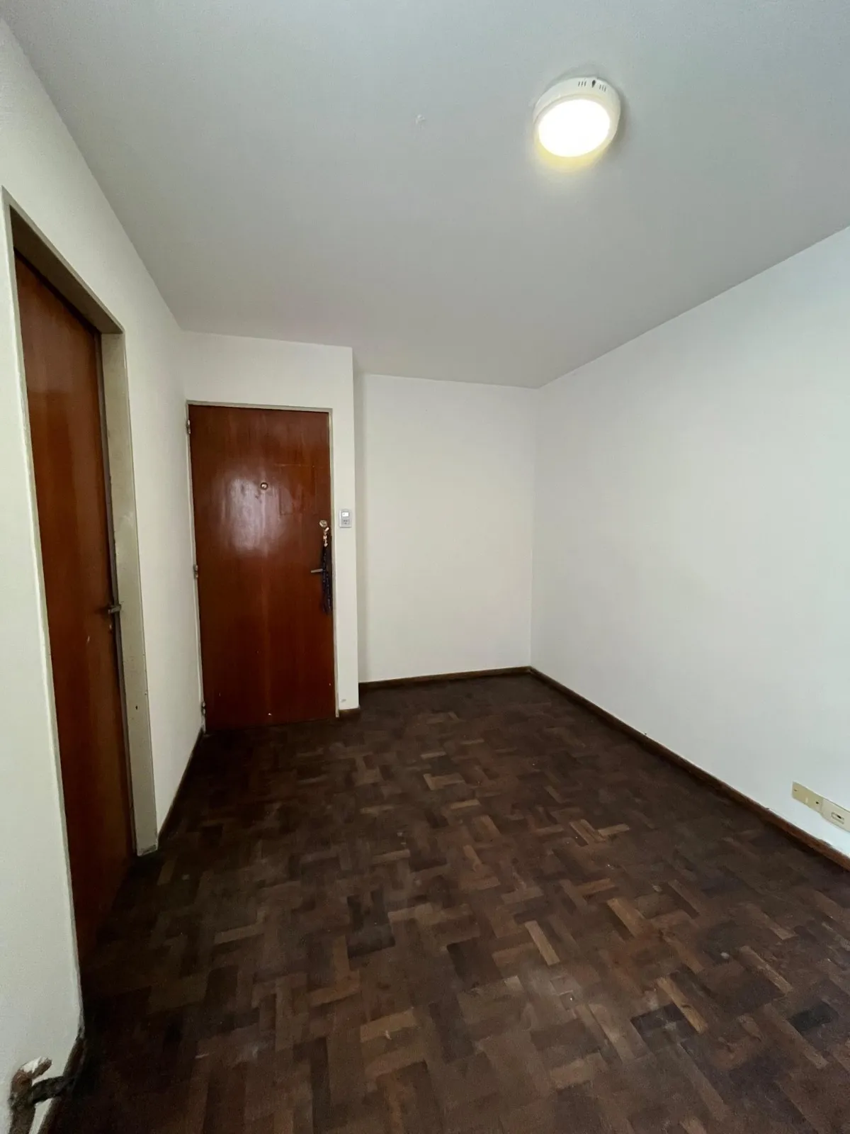 ALQUILO depto 1 dorm. Bº Centro.