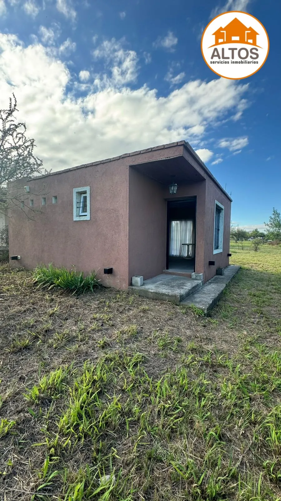 POTRERO DE GARAY-BARRIO DEL LAGO-CORDOBA-CASA A TERMINAR-ESCRITURA