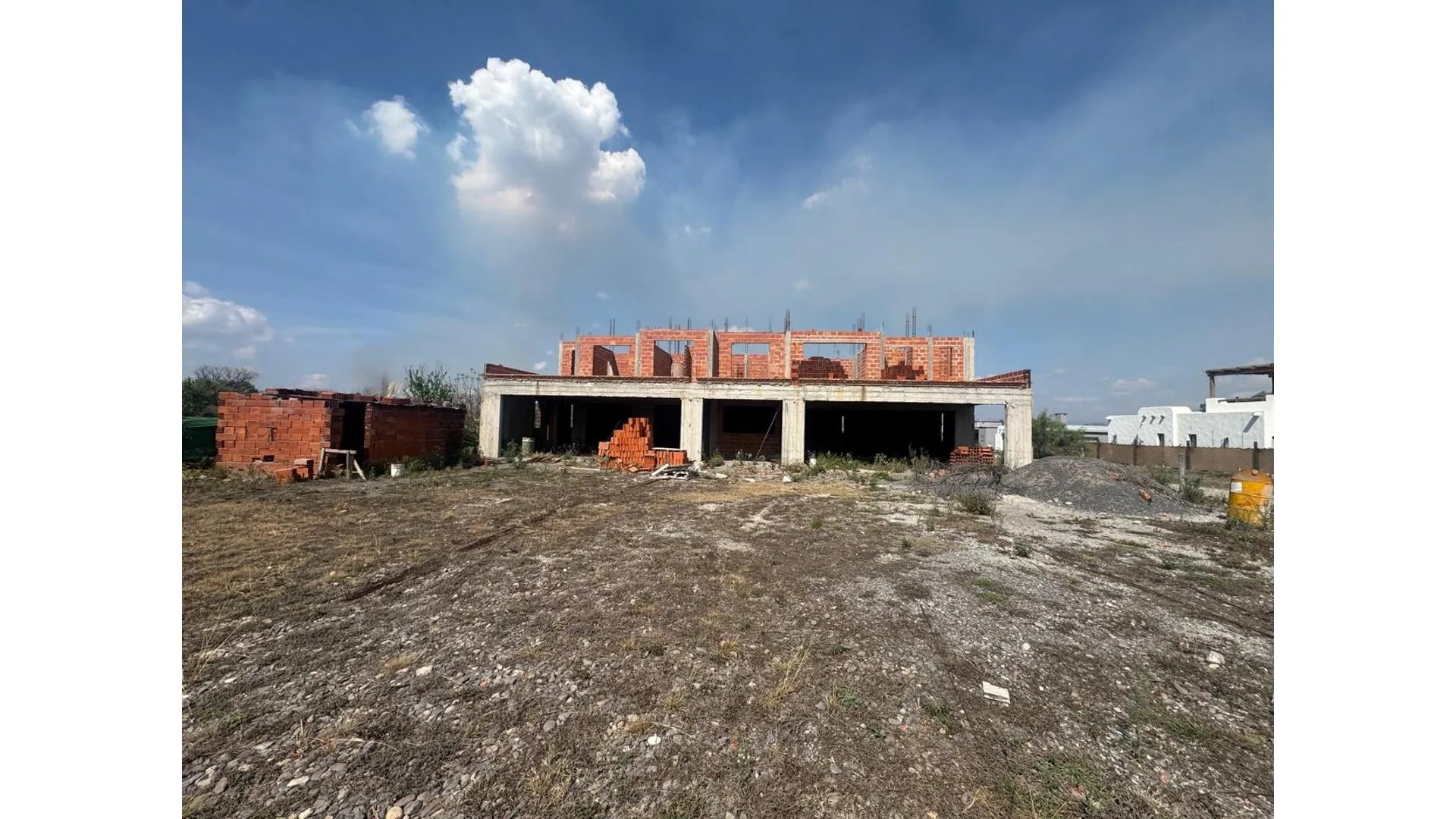 Casa en costruccion en venta