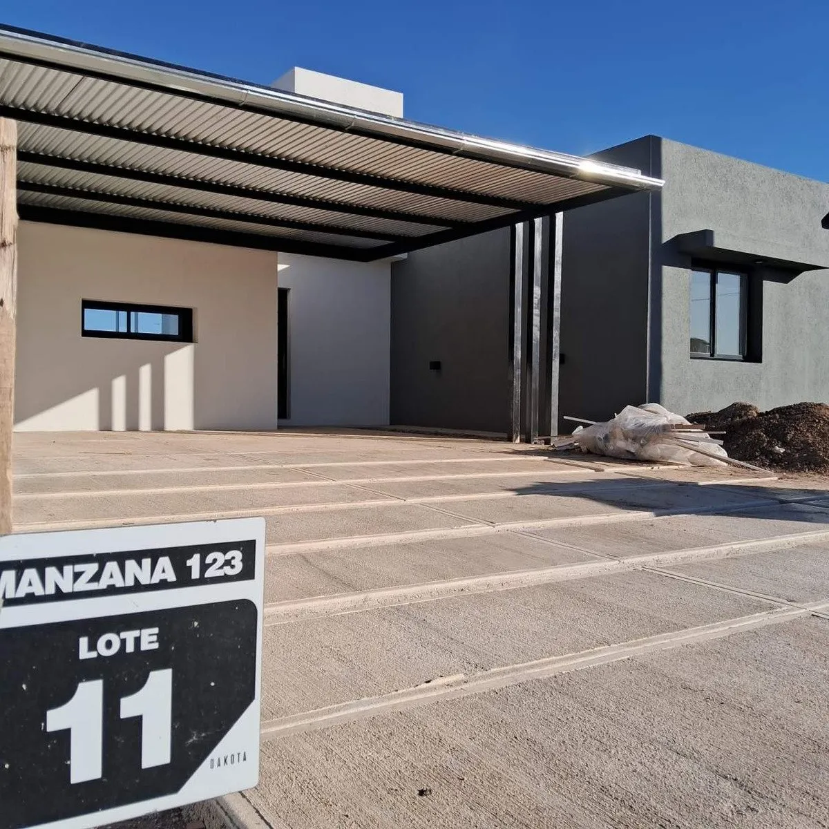 Casa En Venta 3 Dorm - Nobu Town