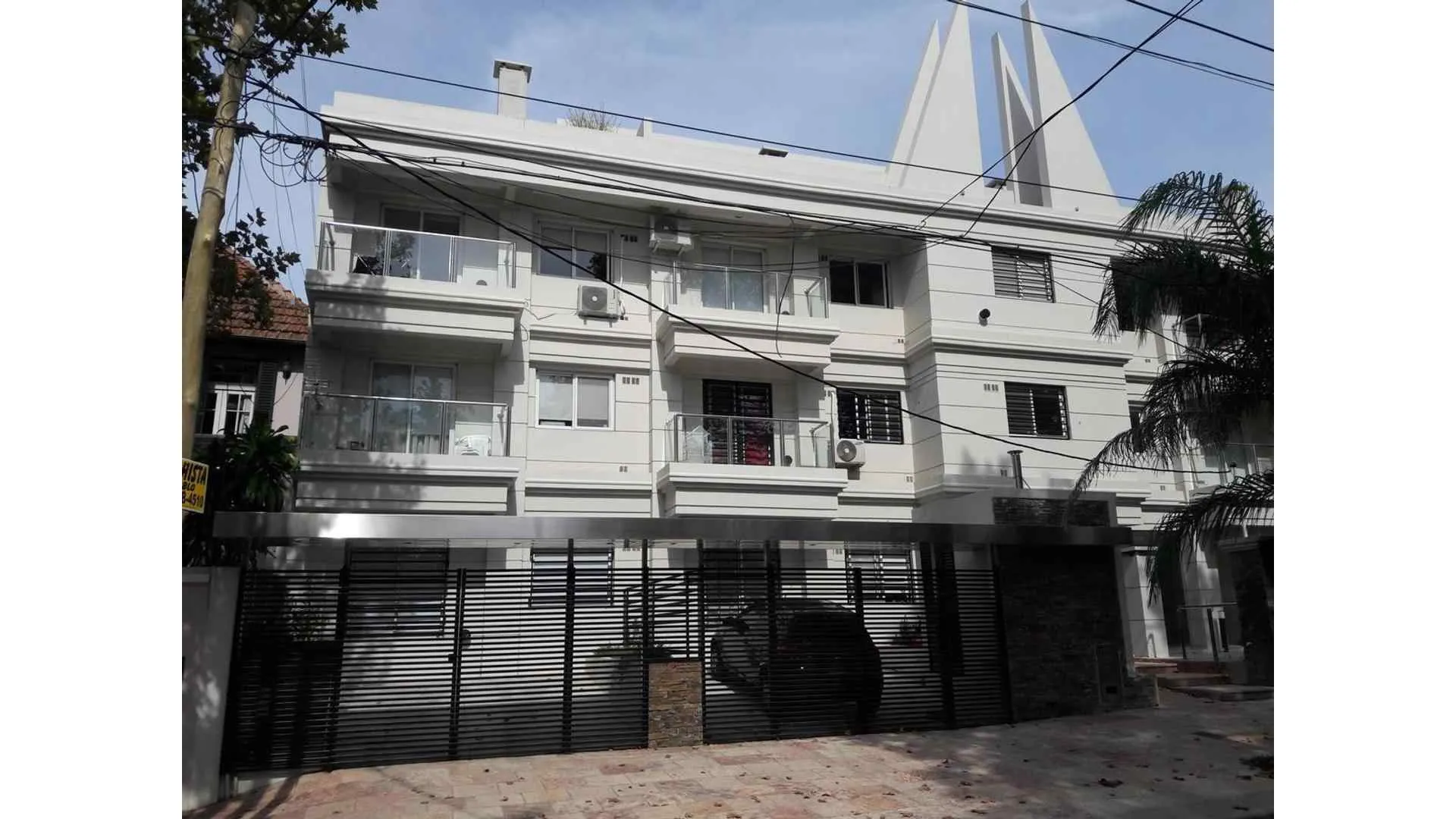 DPTO 2 AMB. CON TERRAZA PROPIA Y COCHERA!!