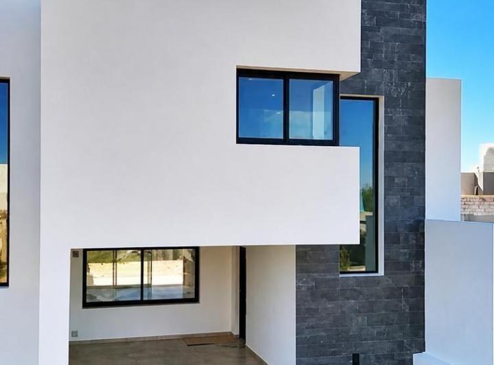 Casa · 160m² · 4 Ambientes · 2 Cocheras