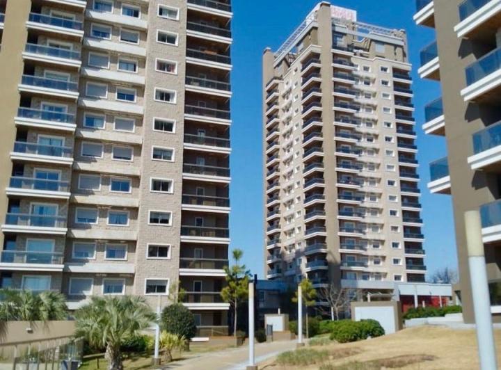 Departamento · 47m² · 3 Ambientes · 1 Cochera