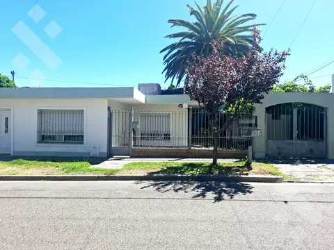 Casa en Venta en Neuquén, Confluencia