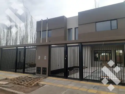 PH en Venta en Centenario, Confluencia