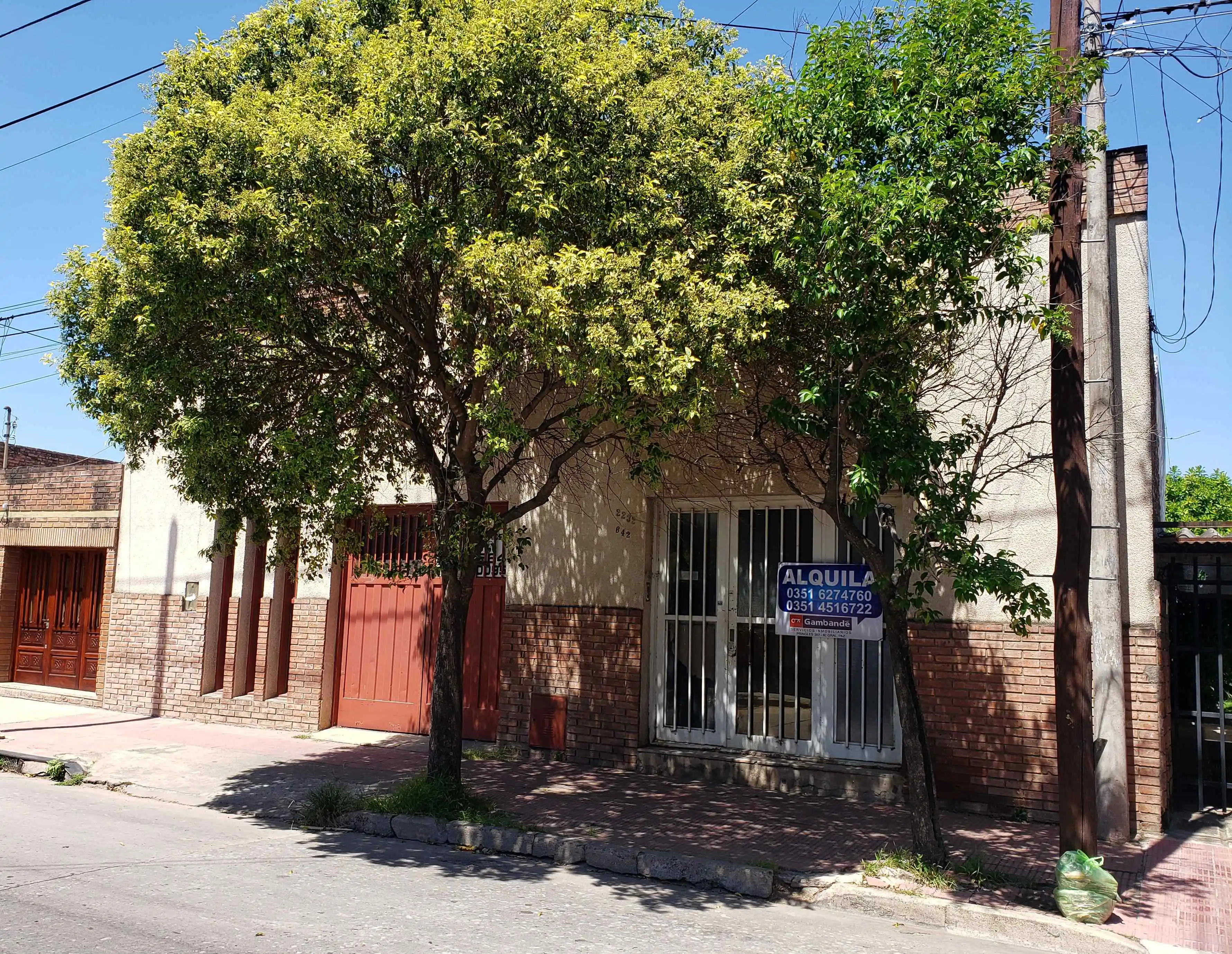 GALPON MUY GRANDE CON OFICINAS A LA VENTA!