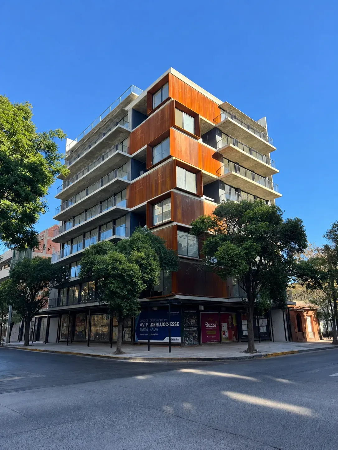 Local 90 m² en Edificio Premium - Alta Rentabilidad