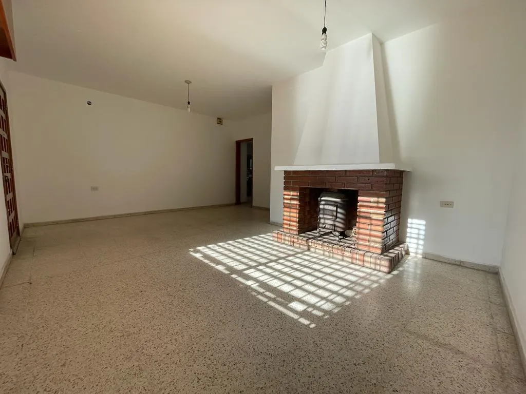 APTO CREDITO Venta casa 5 dorm 3 baños. B° Parque Horizonte zona sur de Córdoba.