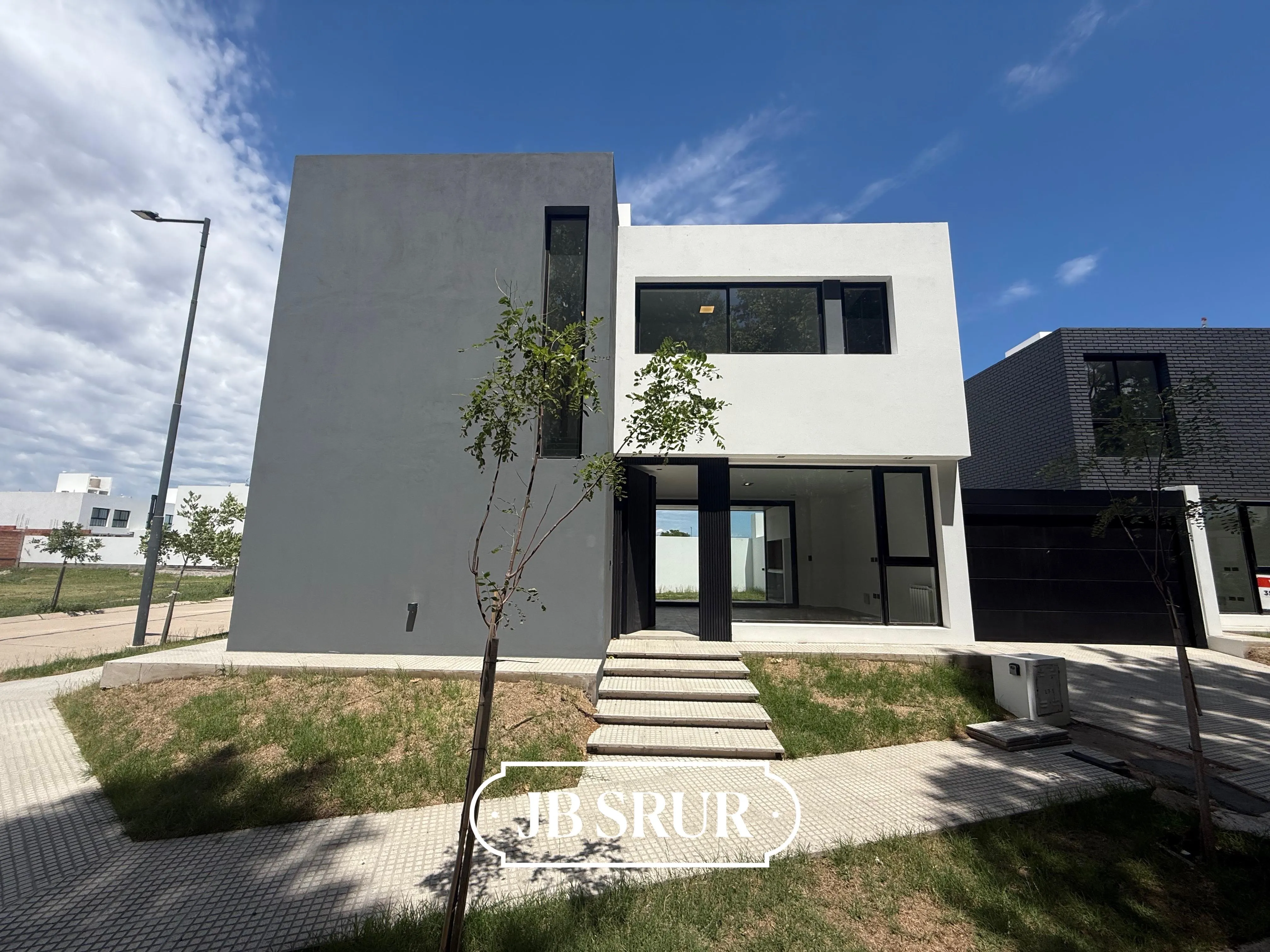 Dúplex en Venta de 3 dormitorios Premium en Campo Chico