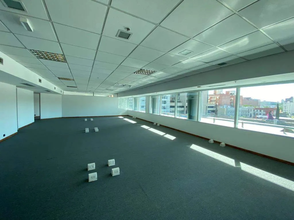 Oficina Premium de 240 m en ECIPSA Tower . Nueva Córdoba!