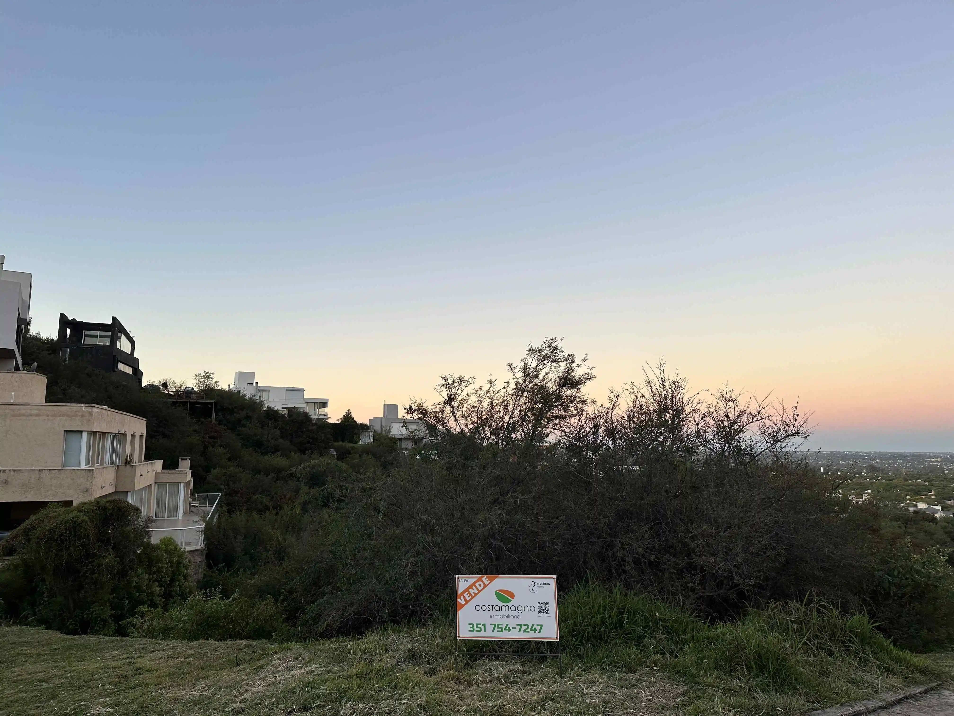 ★VENTA ★ LOTE CON EXCELENTE VISTA ★  LA RUFINA★