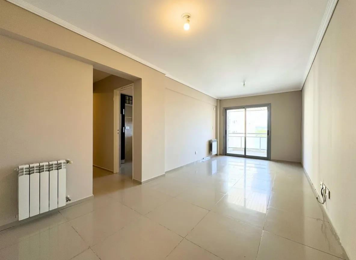 Altos de Villasol , 3 dormitorios  , 2 baños ,impecable