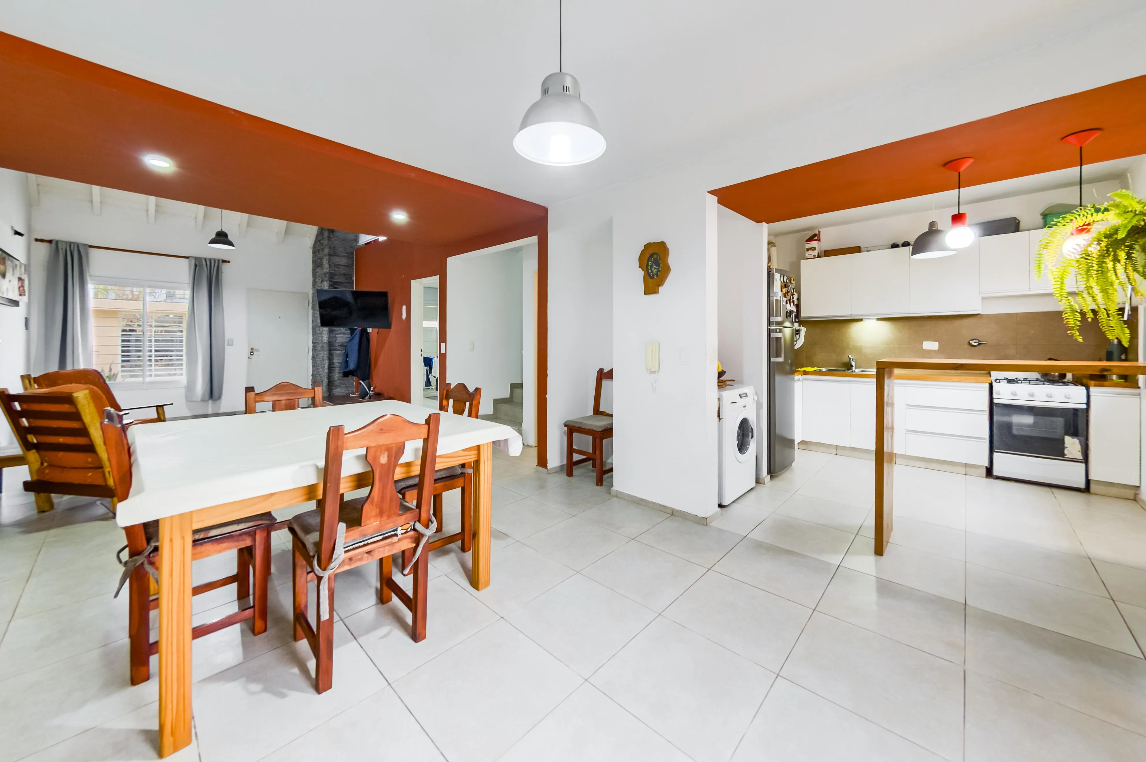 Dúplex. 3 Dorm. 2 baños. B Lomas del Chateau