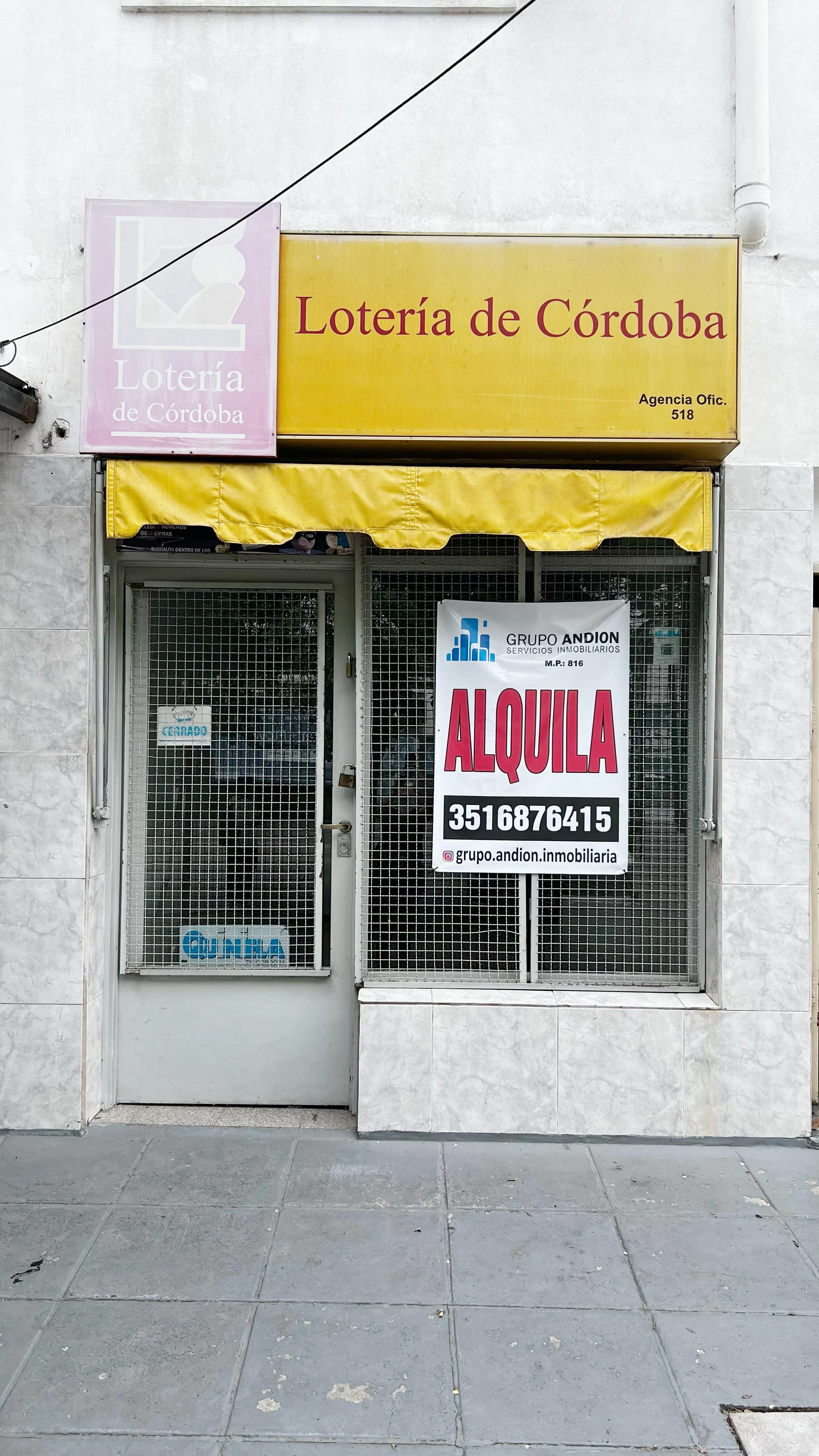 Excelente Local en Monseñor Pablo Cabrera! Gran Oportuniad Comercial!