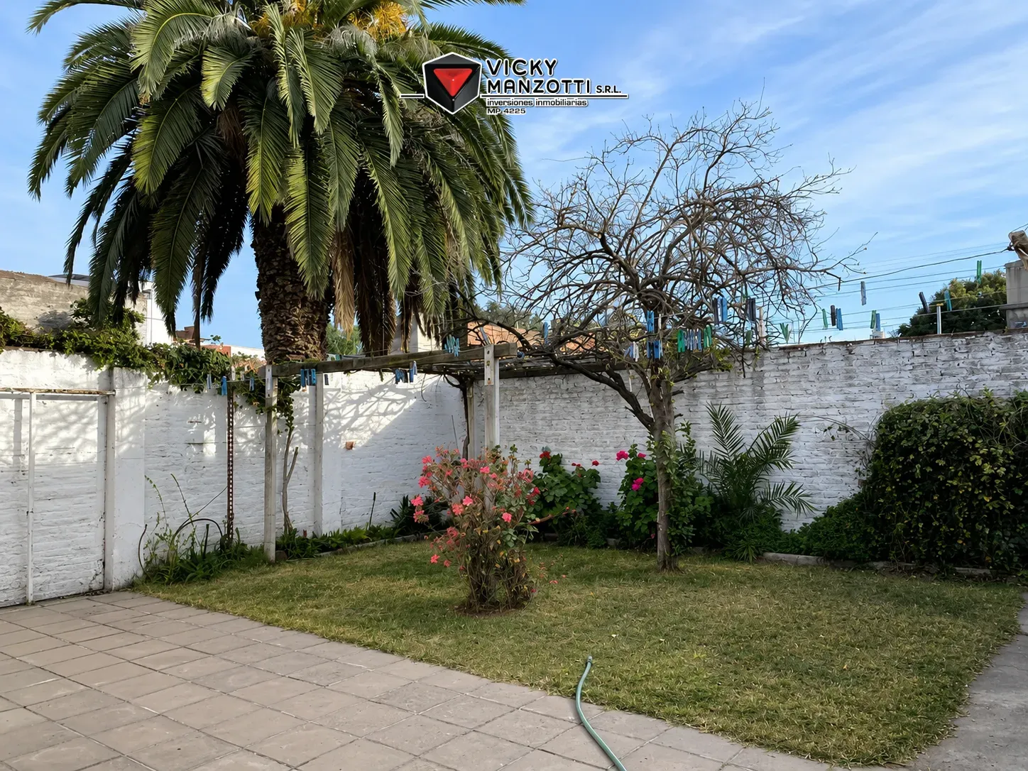Casa 2 dor. con Patio - Barrio Dean Funes