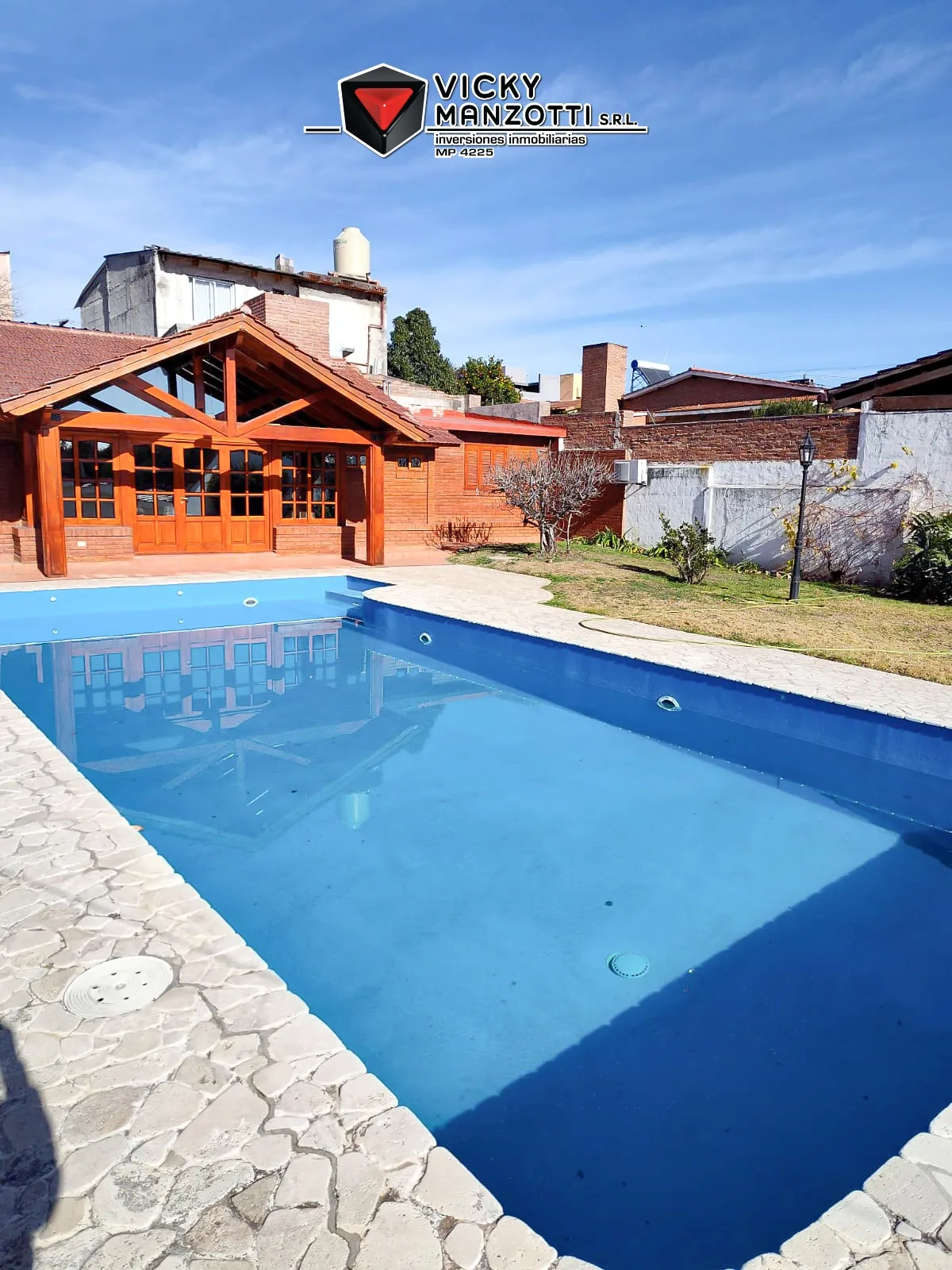 CASA CARLOS PAZ + 3 DORM + 3 BAÑOS
