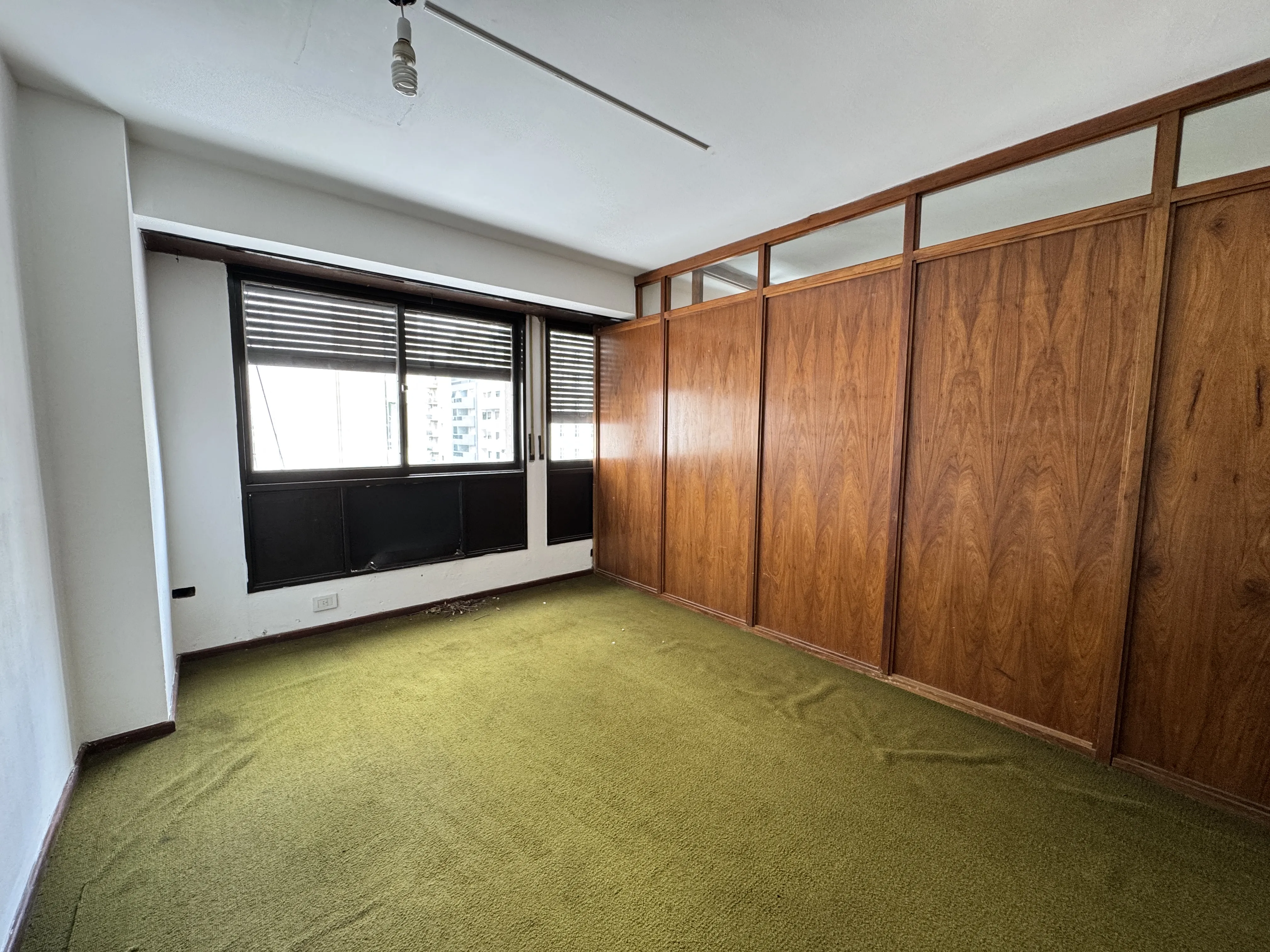 VENTA DE OFICINA EN PLENO CENTRO – IDEAL ESTUDIO JURIDICO O INVERSIÒN