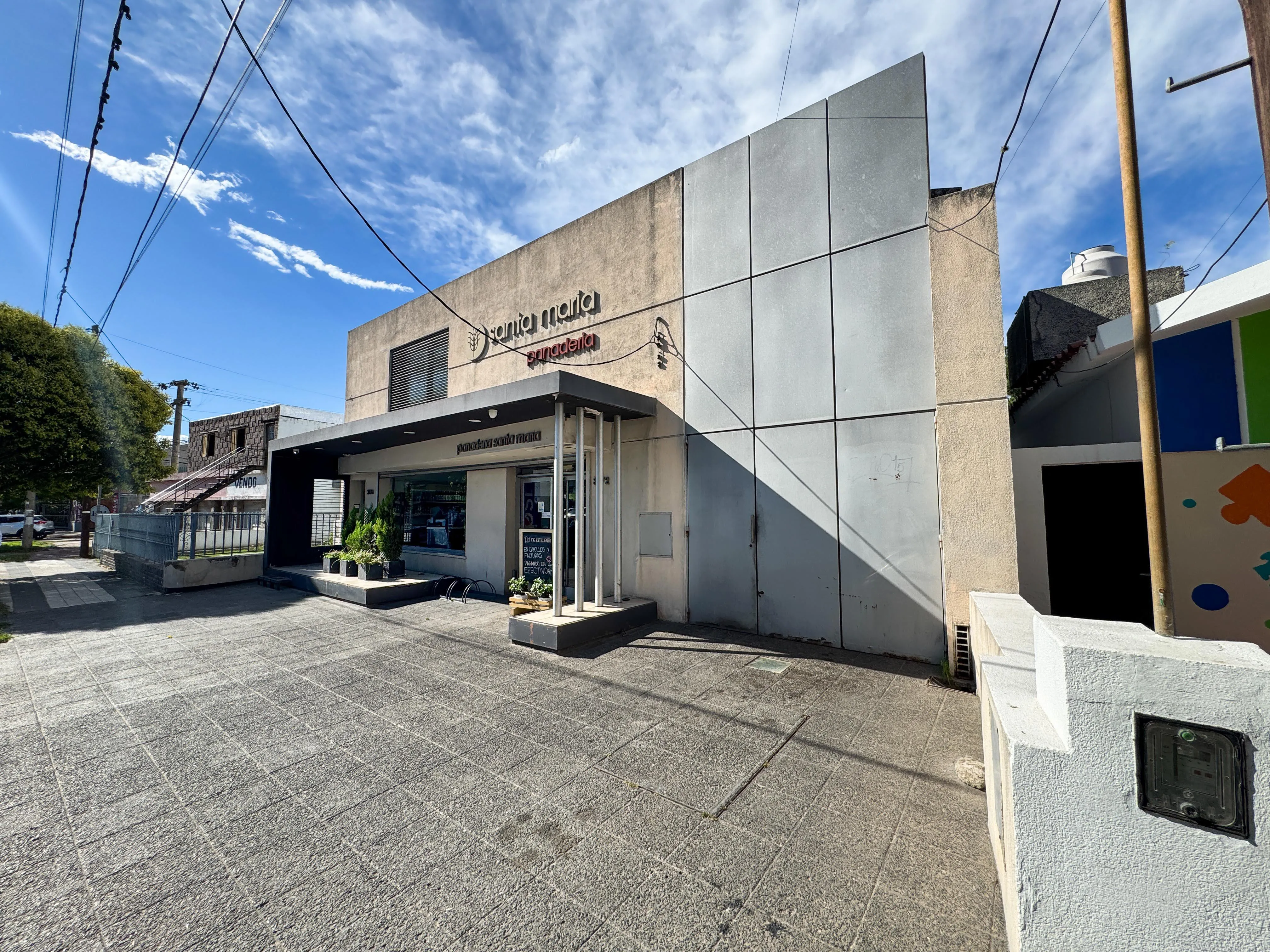 LA MEJOR INVERSIÓN!!!! LOCAL COMERCIAL EN VENTA bV LOS GRANADEROS