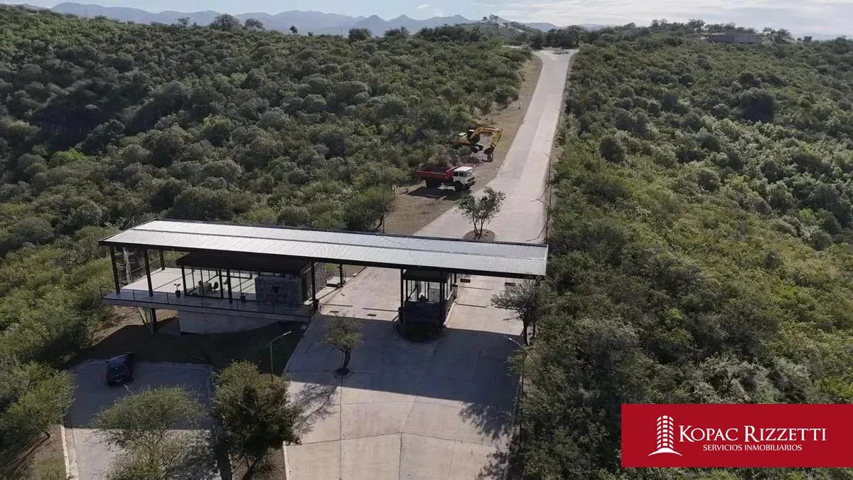 VISTAS DE LA DESEADA (LA CALERA) - VENTA LOTE 1059 M2.