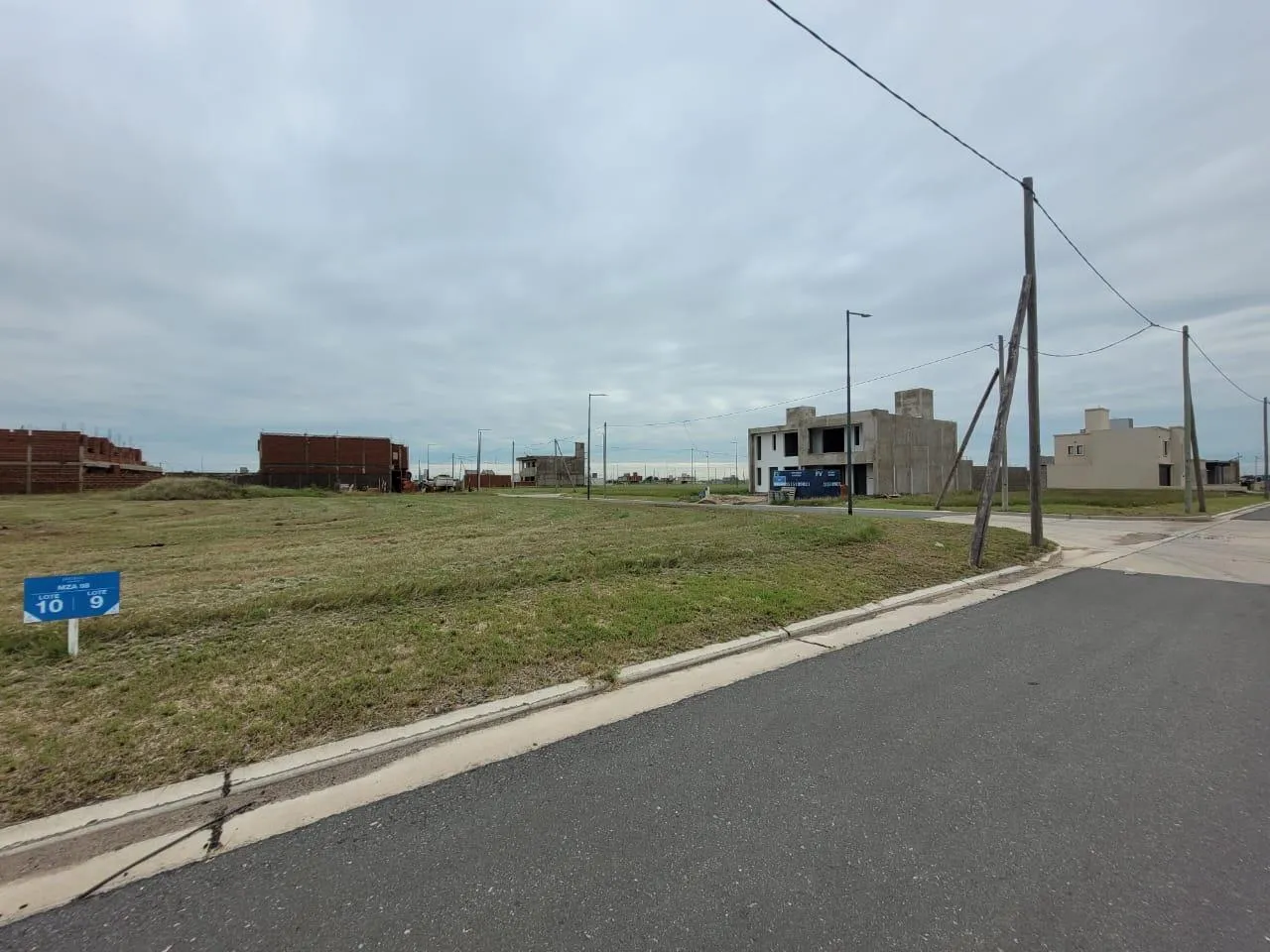 Lote apto dúplex en Pampas de Manantiales