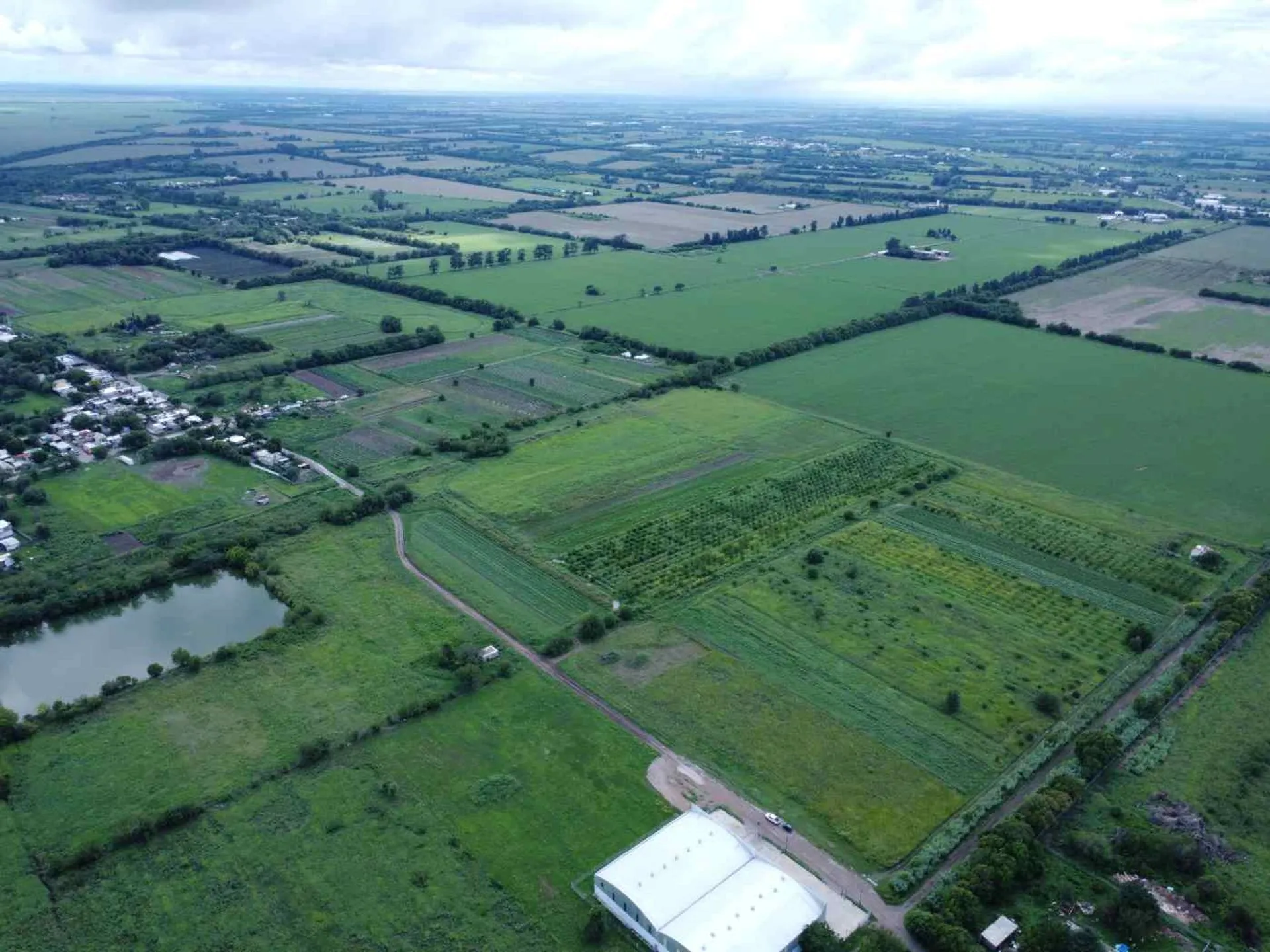 VENTA - LOTE VILLA GRAN PARQUE ZONA INDUSTRIAL