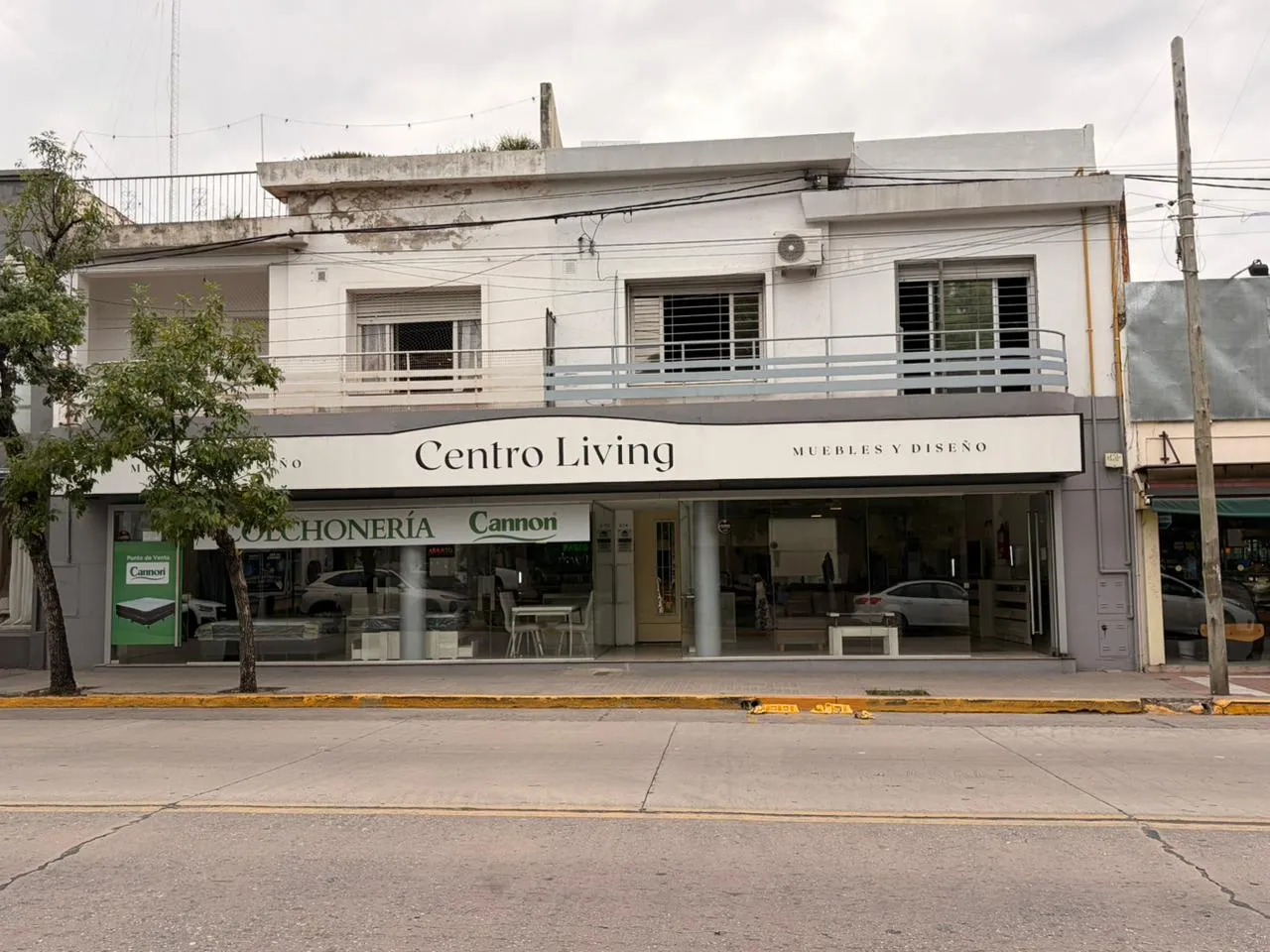 GRAN LOCAL COMERCIAL EN VENTA
