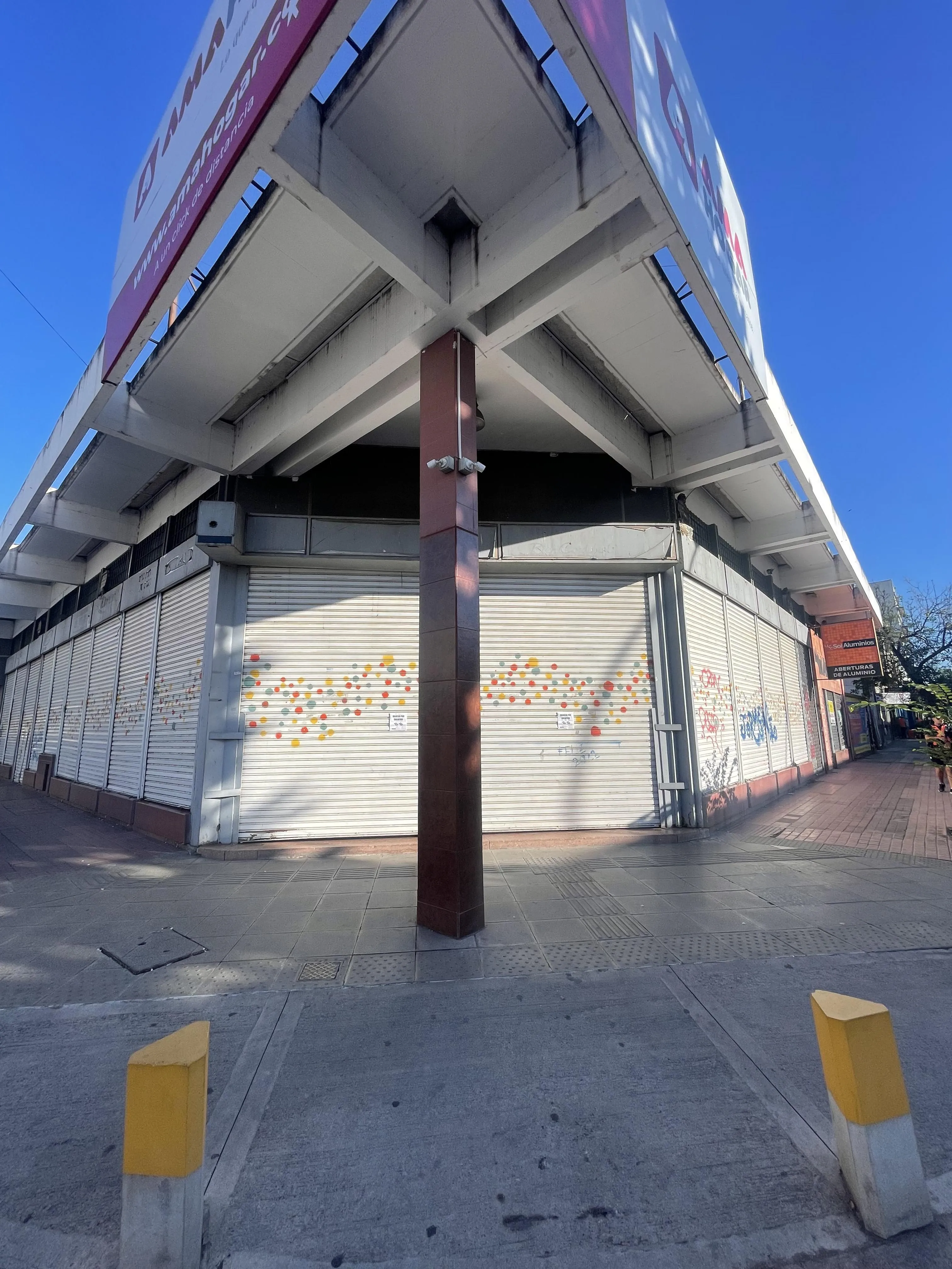 ALQUILAMOS INCREIBLE ESQUINA CENTRICA GRAL ALVEAR Y ONCATIVO