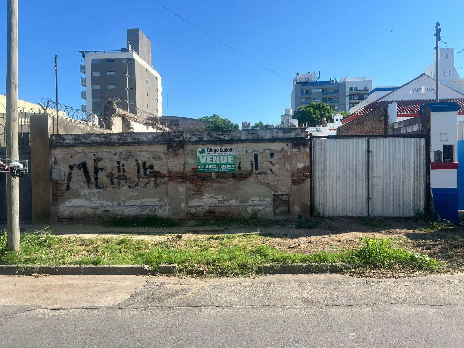 TERRENO EN VENTA SOBRE CALLE FRUCTUOSO RIVERA - IDEAL COCHERA O EDIFICIO
