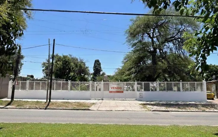 Gran galpón en venta 4800m2 sobre avenida Capilla de los Remedios