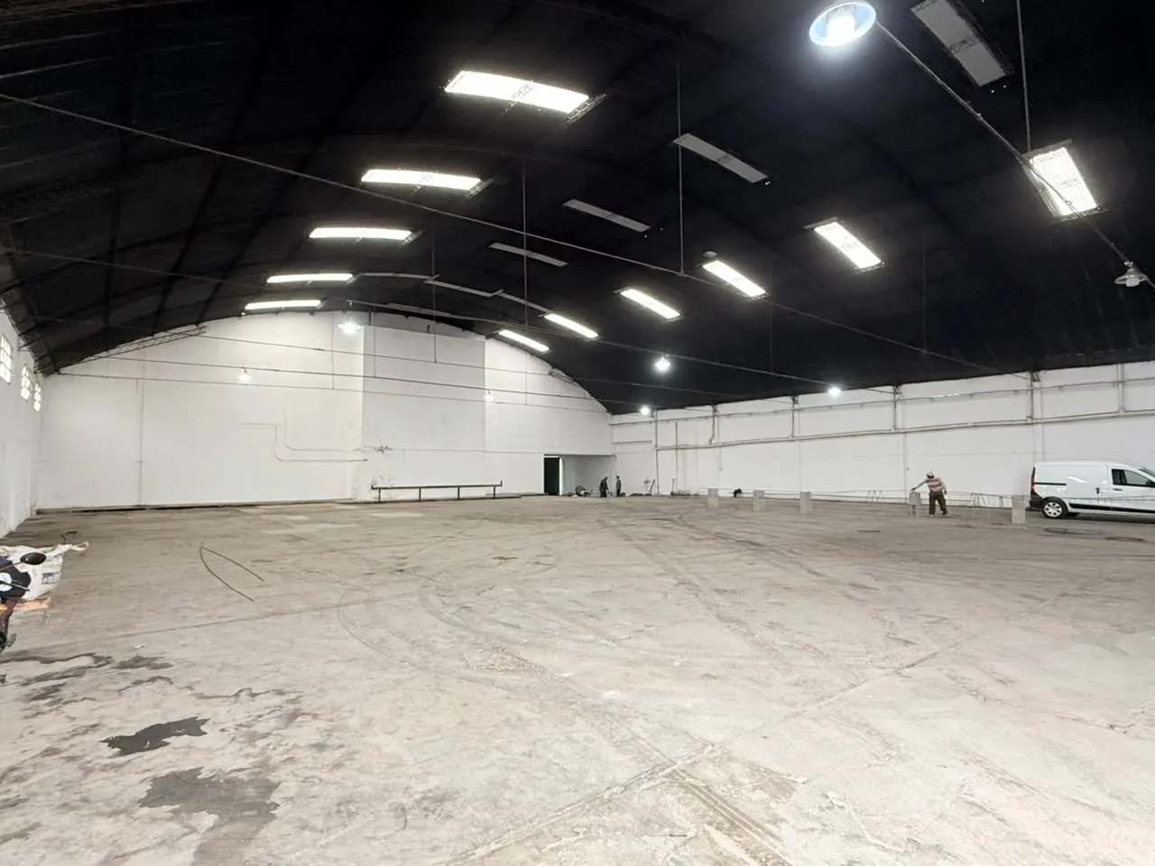 GALPON 1400m2 AV. RANCAGUA A MTS DE CIRCUNVALACIÓN (JX)
