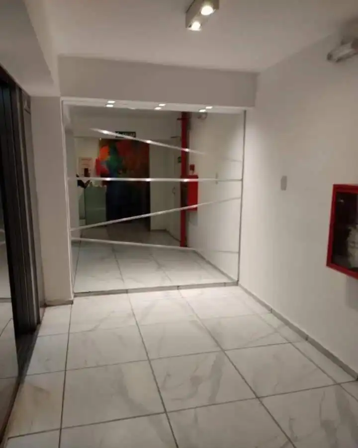 OFICINA CON PRIVADOS VENTA CENTRO