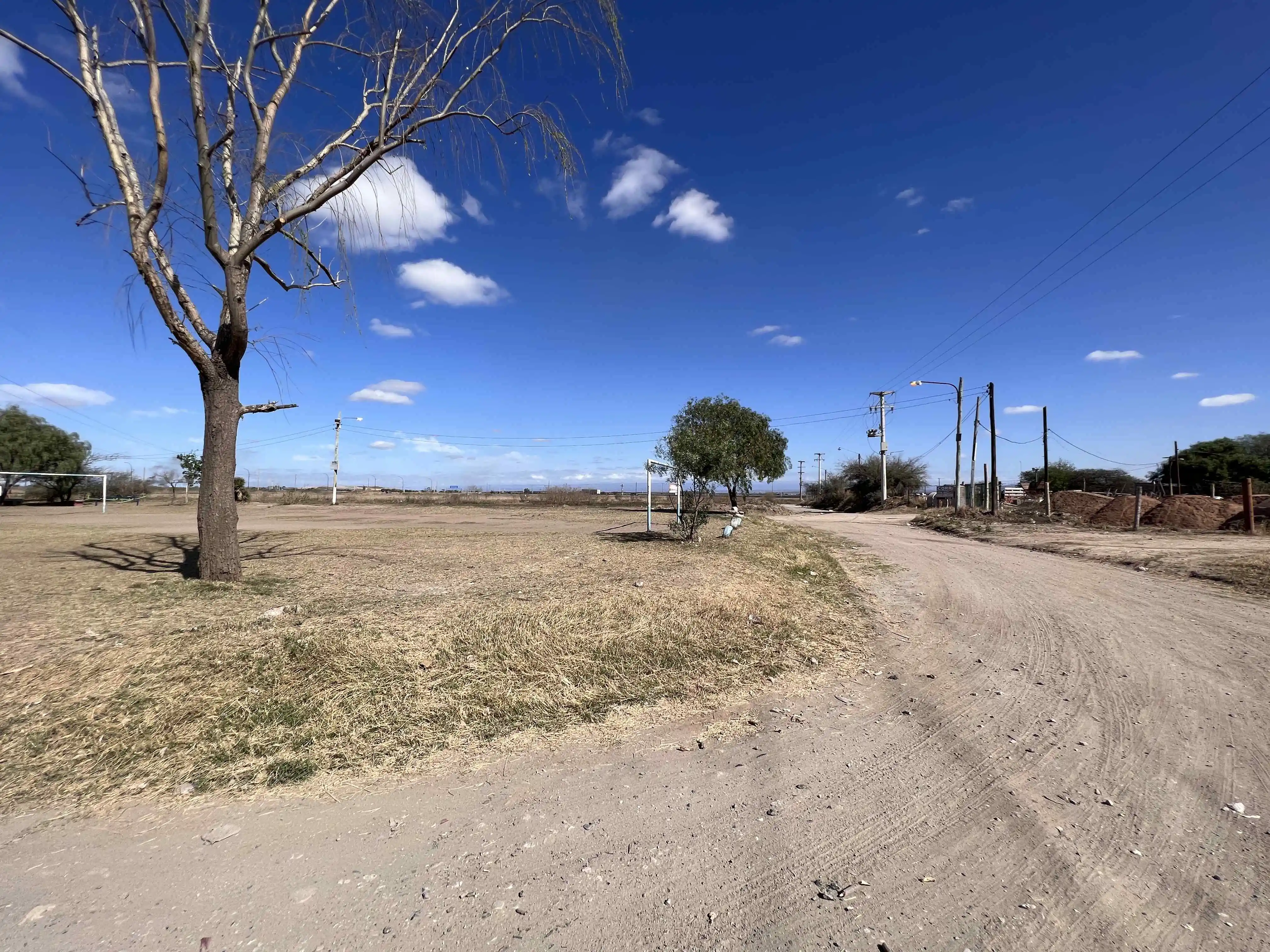 Fracción de Terreno en Venta ! Barrio Comercial