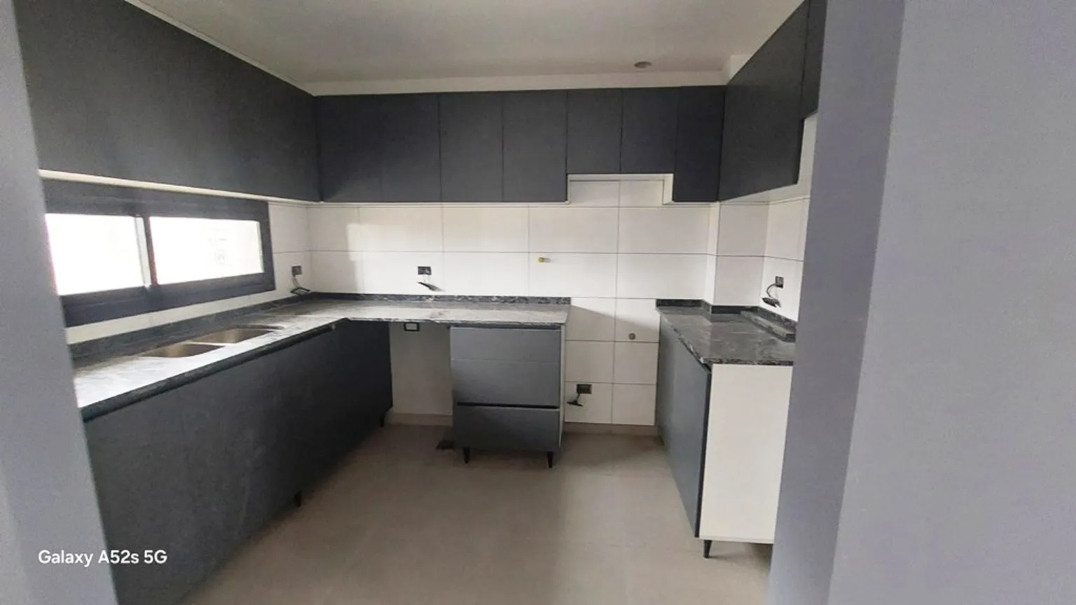 UMBRA * VENDO DÚPLEX 2 y 3 DORMITORIOS - HOUSING ZONA SUR - OPORTUNIDAD