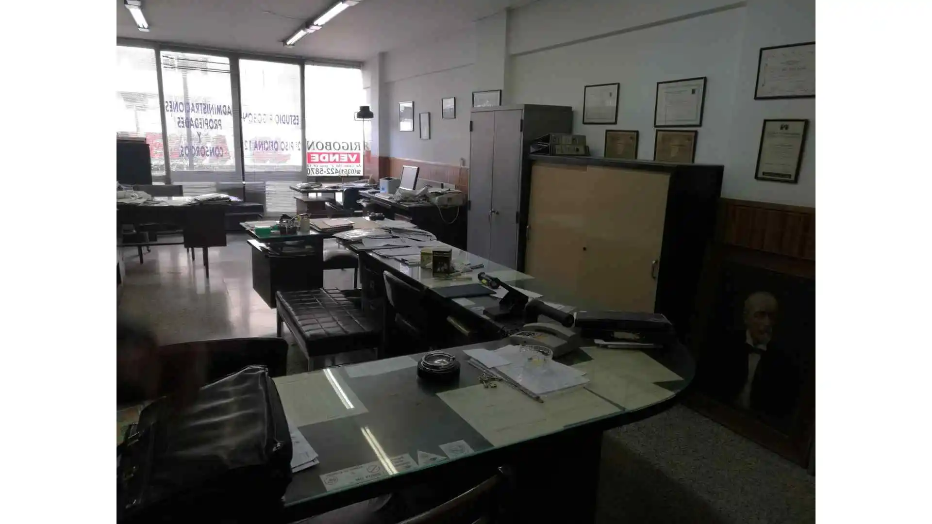 AV. COLÓN 350 - Vta Oficina 2º Piso - 48 Mts² -Fte. CINERAMA