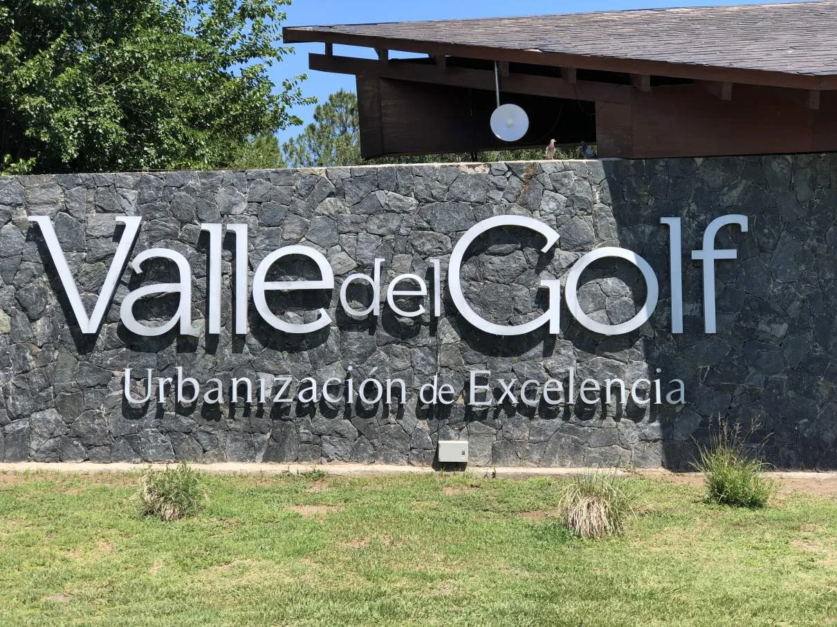 VENTA LOTE COUNTRYVALLE DEL GOLF 1500MTS2 SOBRE ASFALTO ETAPA 1 VEGETACIÓN Y CAS...