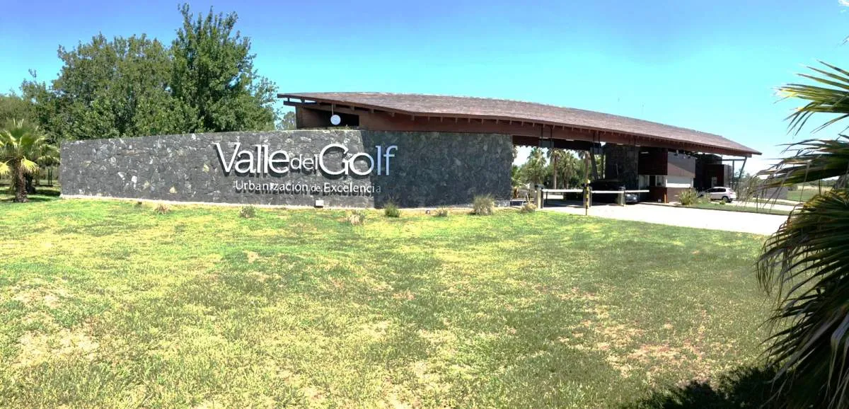 VENTA LOTE VALLE DEL GOLF 1650 SOBRE ASFALTO ETAPA 1 EXCENTE UBICACION