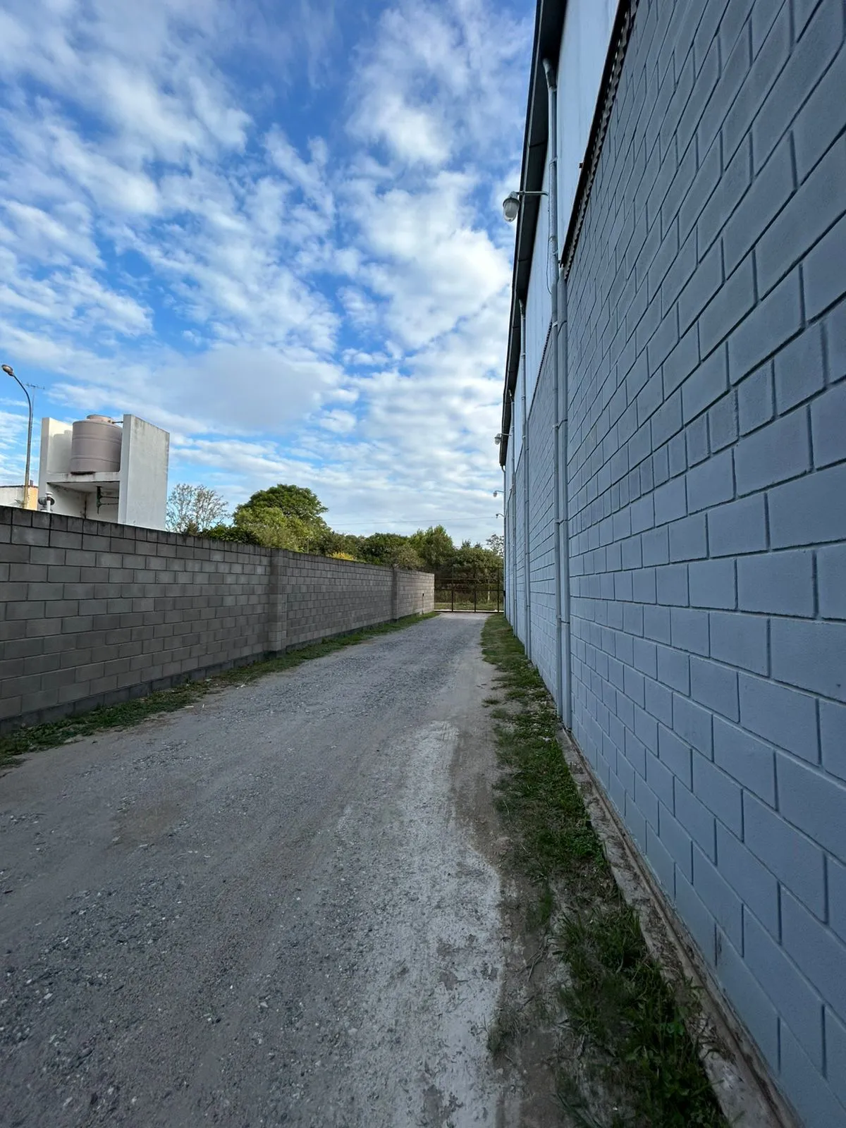 Galpón en Venta- Parque Industrial Villa Esquiu