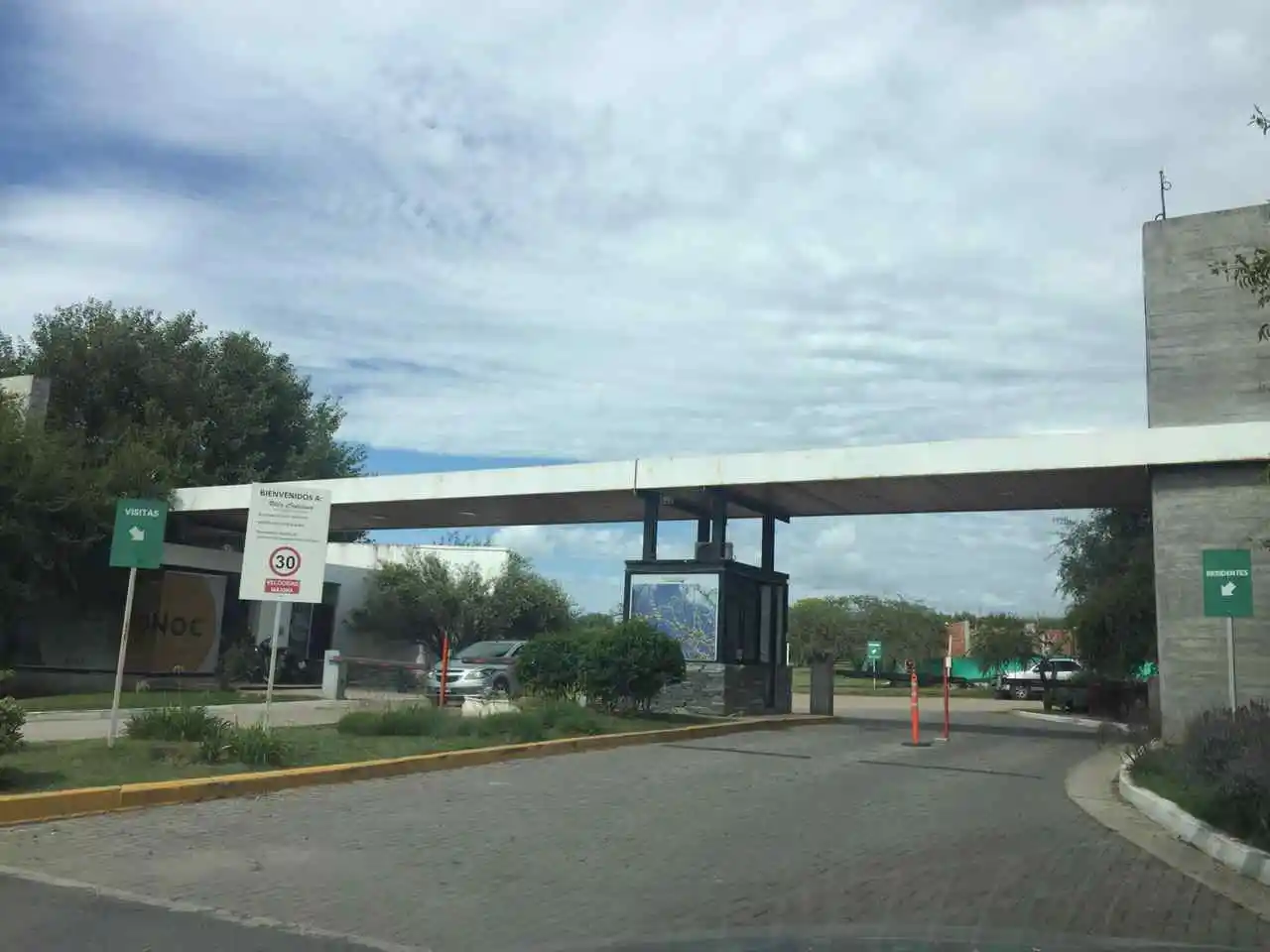 VILLA CATALINA CON ESCRITURA EX UB OPORTUNIDAD