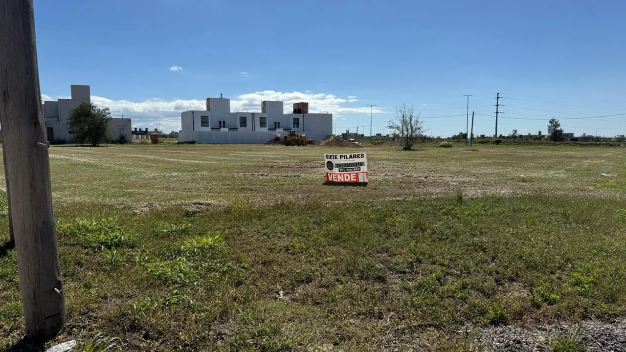 LOTE EN VENTA DOCTA PARQUE 600 M2 APTO COMERCIO