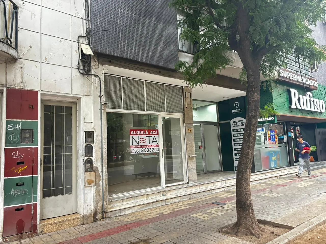 ALQUILER | Chacabuco | B° Centro | Local 68 m² | 2 plantas + Vidriera