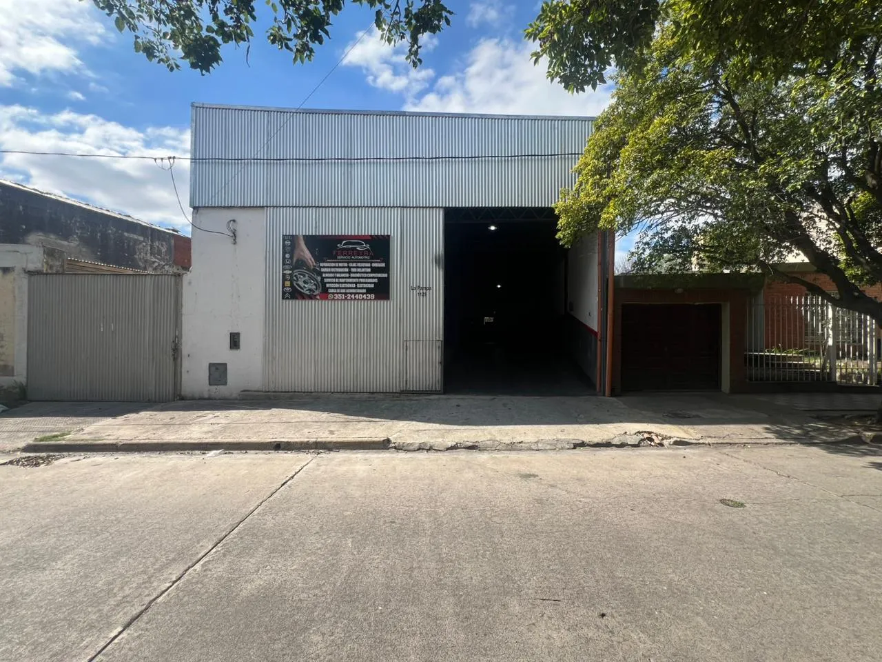 GALPON MAS CASA EN VENTA BARRIO OBSERVATORIO CORDOBA CAPITAL - GRAN OPORTUNIDAD...