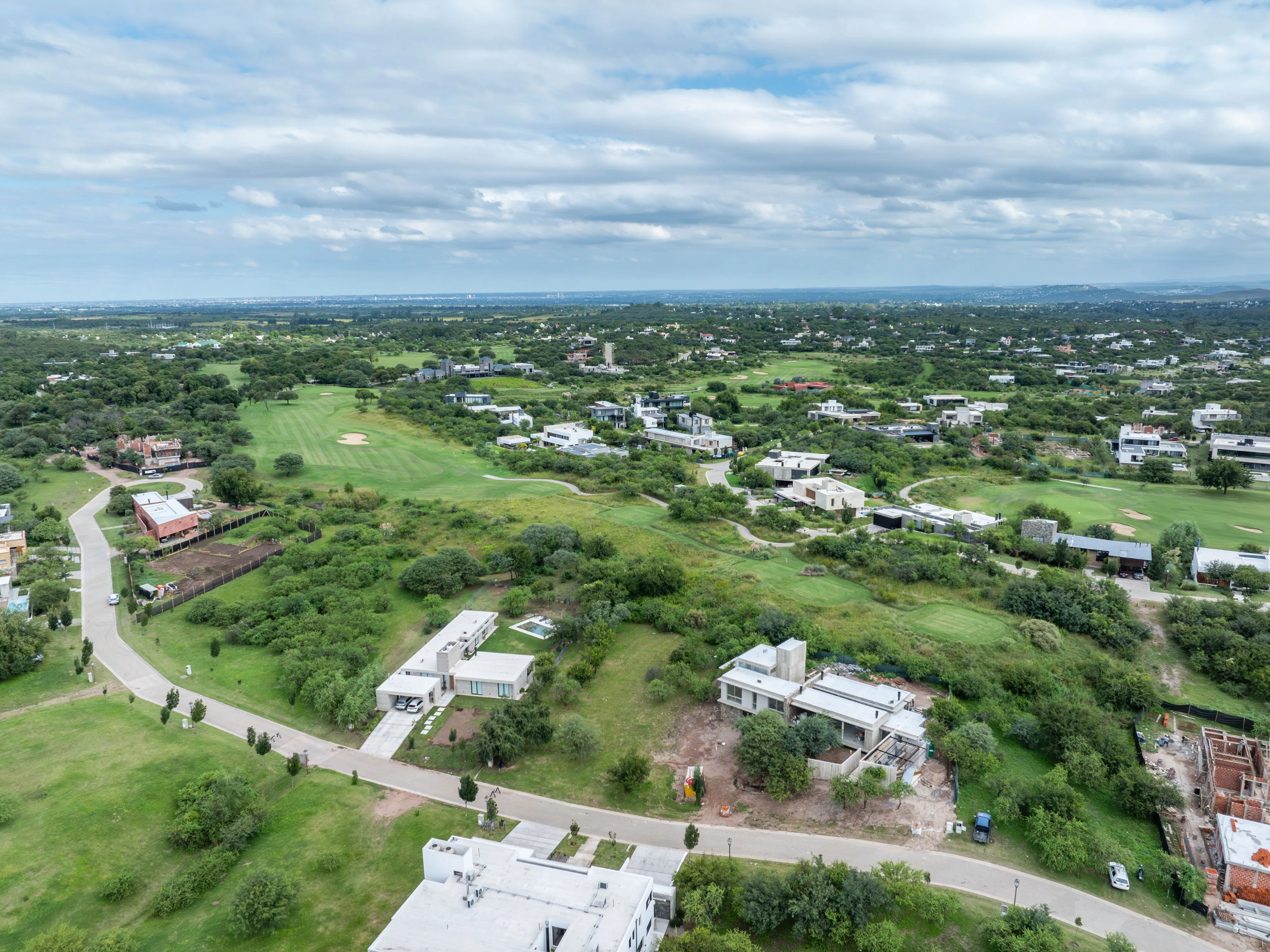 Lote en venta | 1.460 m² | Fondo Golf | Financiación propia | Mendiolaza
